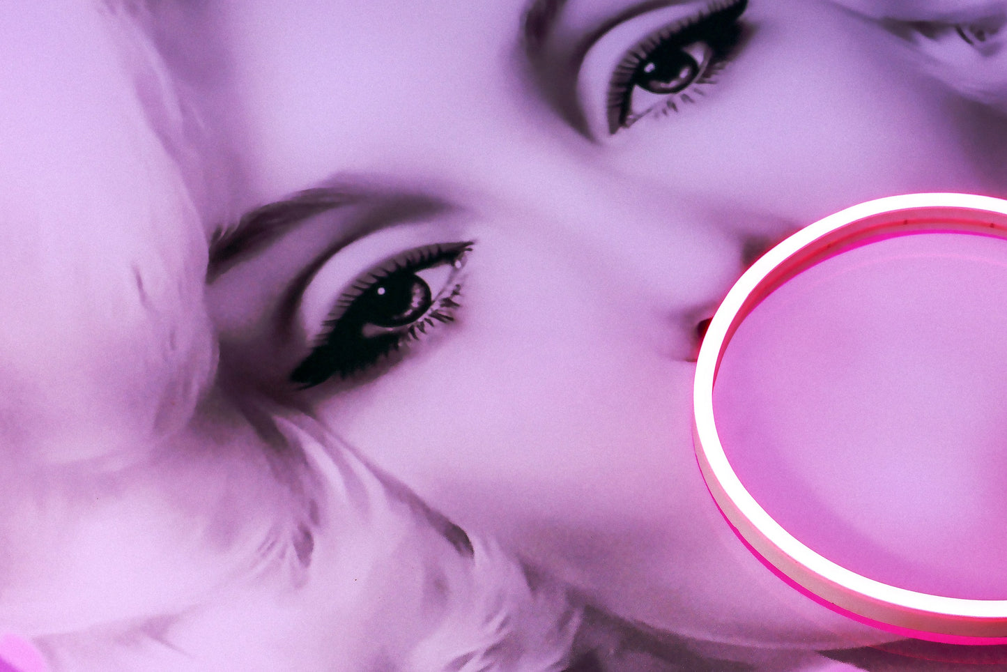Marilyn Bubblegum LED Wall Art Home Decor